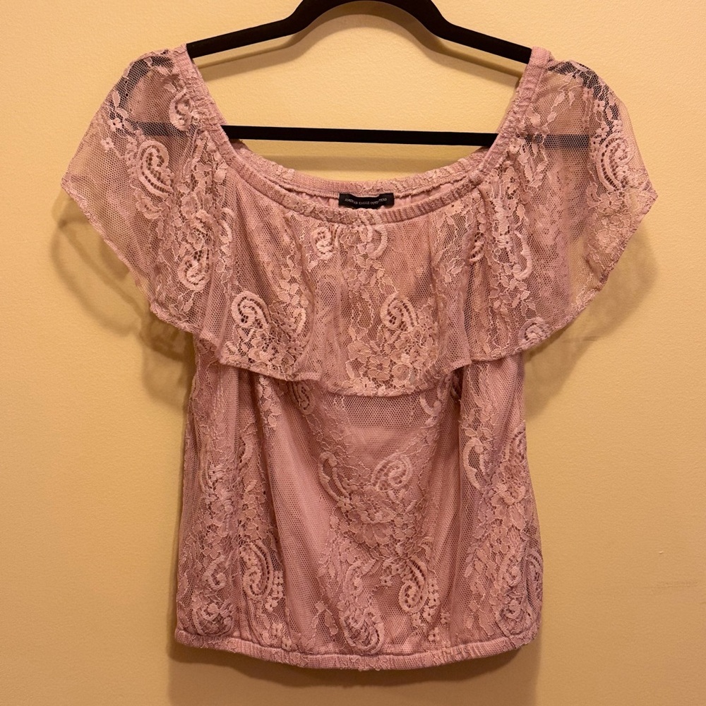 American Eagle Outfitters Blush Pink Lace Top. Size small